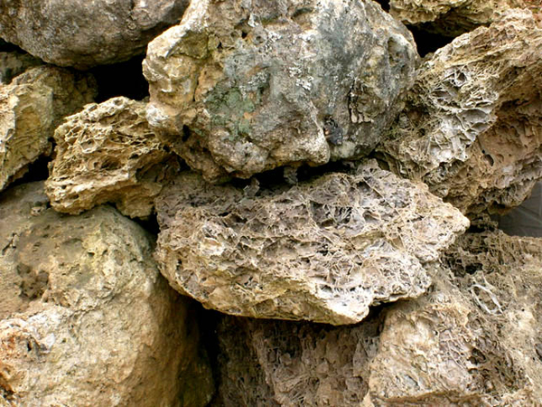 怎么配置磷矿石破碎筛分方案效率高？