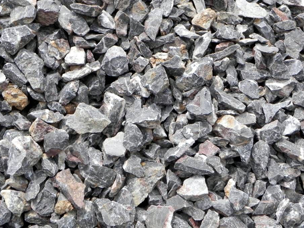 时产100吨的石灰石破碎生产线怎么配置方案？